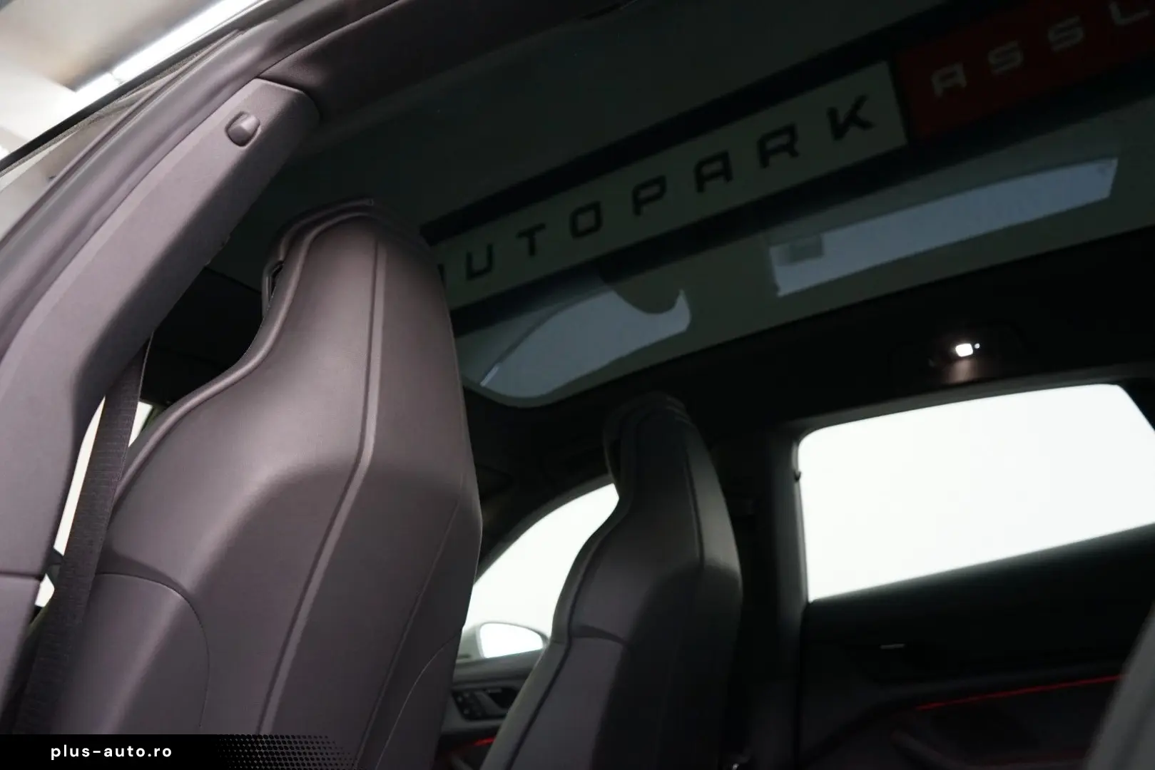 PORSCHE Taycan Cross Turismo 4 S Kreide HAL PANO 14W