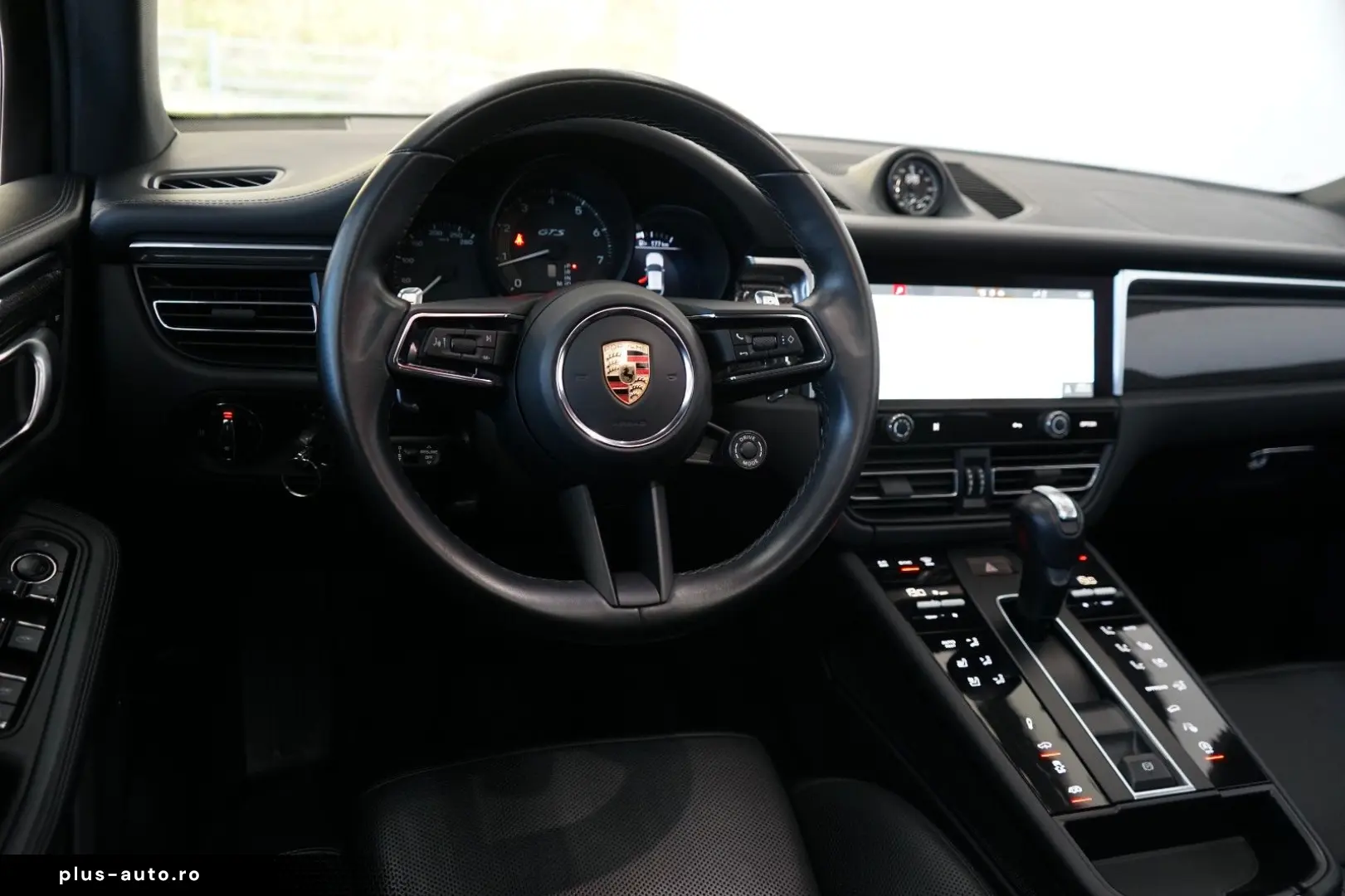PORSCHE Macan GTS LUFT PANO CARBON ACC 18W BOSE 360 CAM