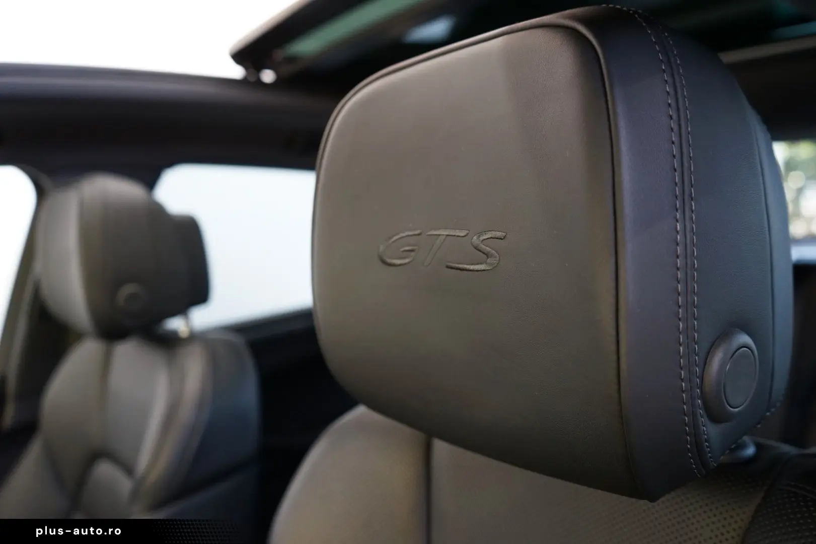 PORSCHE Macan GTS LUFT PANO CARBON ACC 18W BOSE 360 CAM