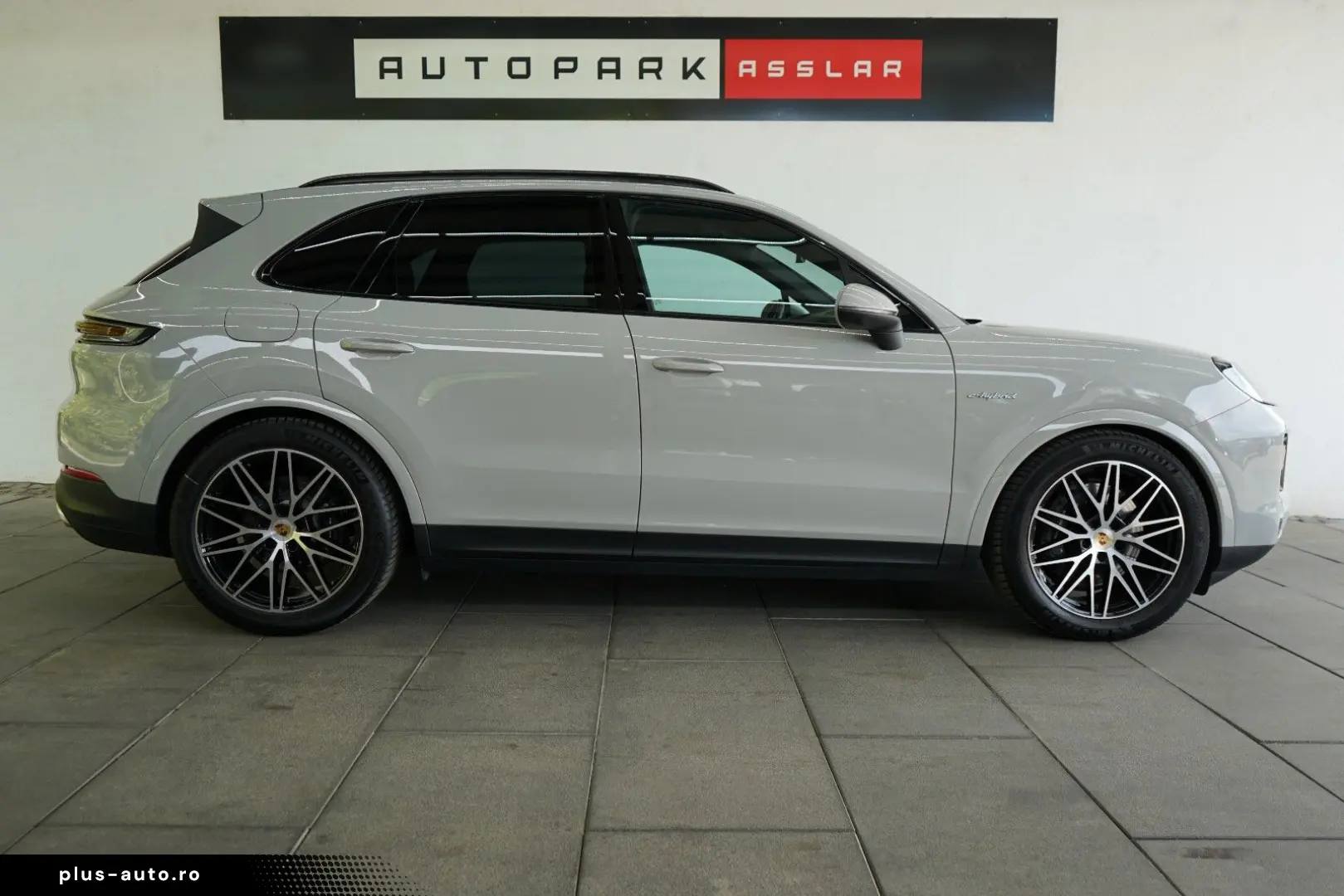 PORSCHE Cayenne E-Hybrid Kreide Pano InnoDrive 360  14W