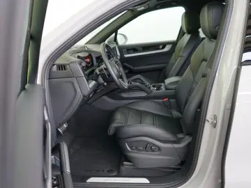 PORSCHE Cayenne E-Hybrid Kreide Pano InnoDrive 360  14W
