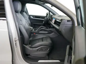PORSCHE Cayenne E-Hybrid Kreide Pano InnoDrive 360  14W