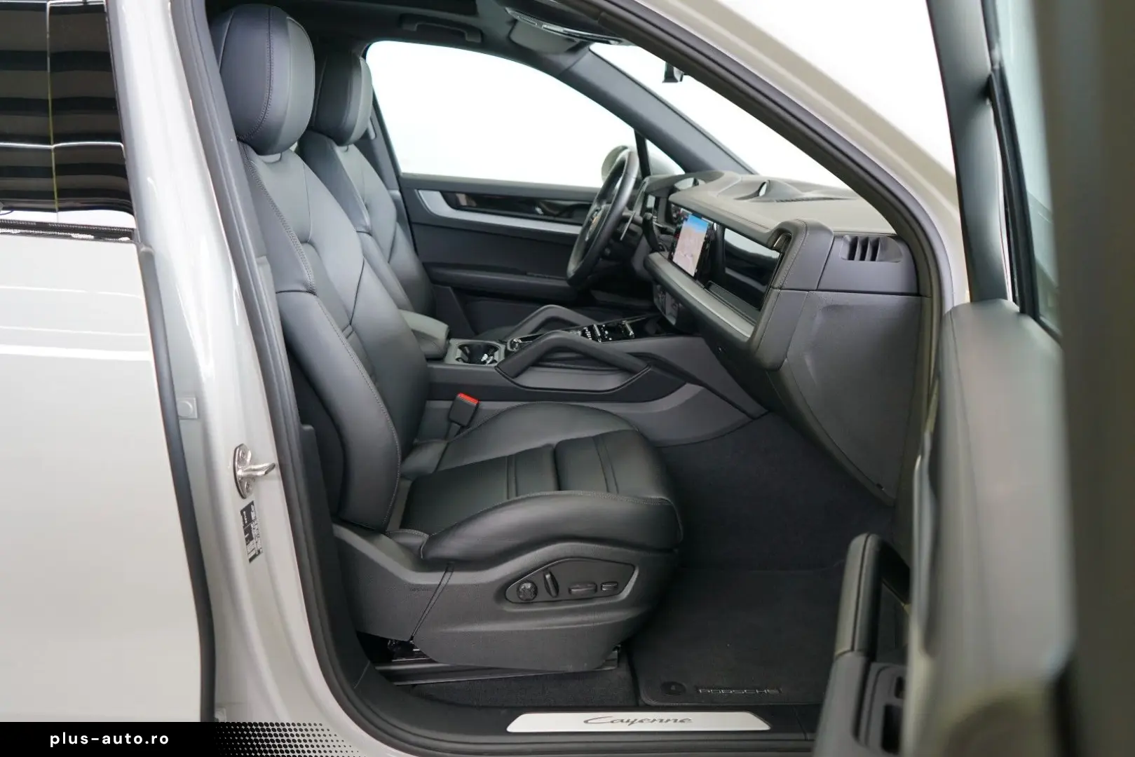 PORSCHE Cayenne E-Hybrid Kreide Pano InnoDrive 360  14W