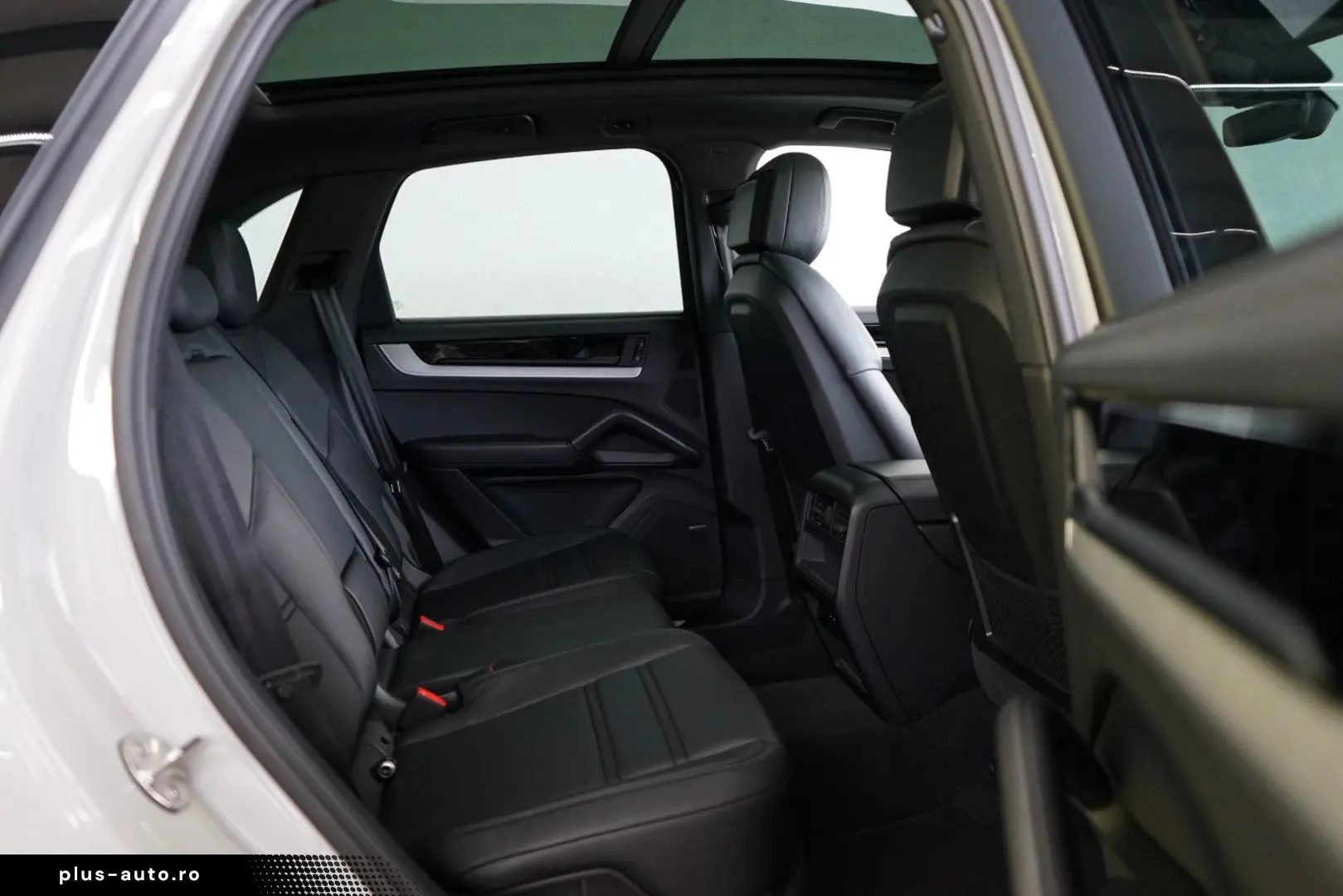 PORSCHE Cayenne E-Hybrid Kreide Pano InnoDrive 360  14W