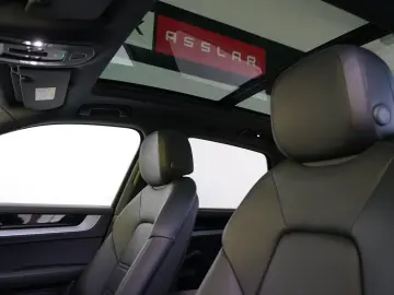 PORSCHE Cayenne E-Hybrid Kreide Pano InnoDrive 360  14W