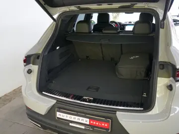 PORSCHE Cayenne E-Hybrid Kreide Pano InnoDrive 360  14W