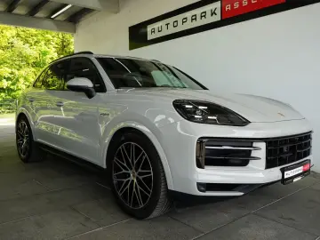 PORSCHE Cayenne E-Hybrid Kreide Pano InnoDrive 360  14W