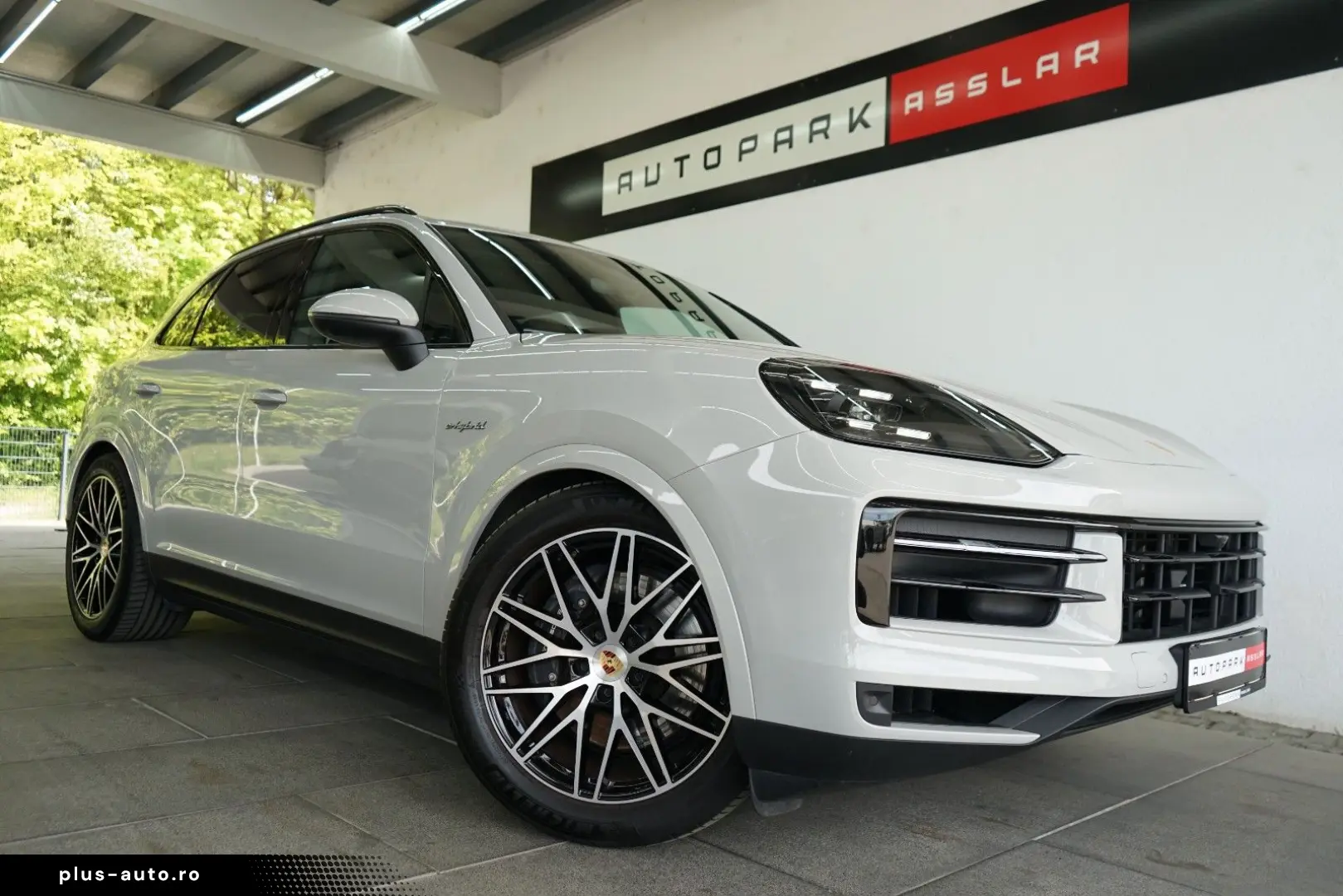 PORSCHE Cayenne E-Hybrid Kreide Pano InnoDrive 360  14W