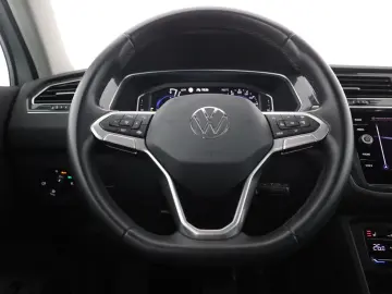VW Tiguan 1.4 TSI eHybrid Life LED Navi Kamera AHK