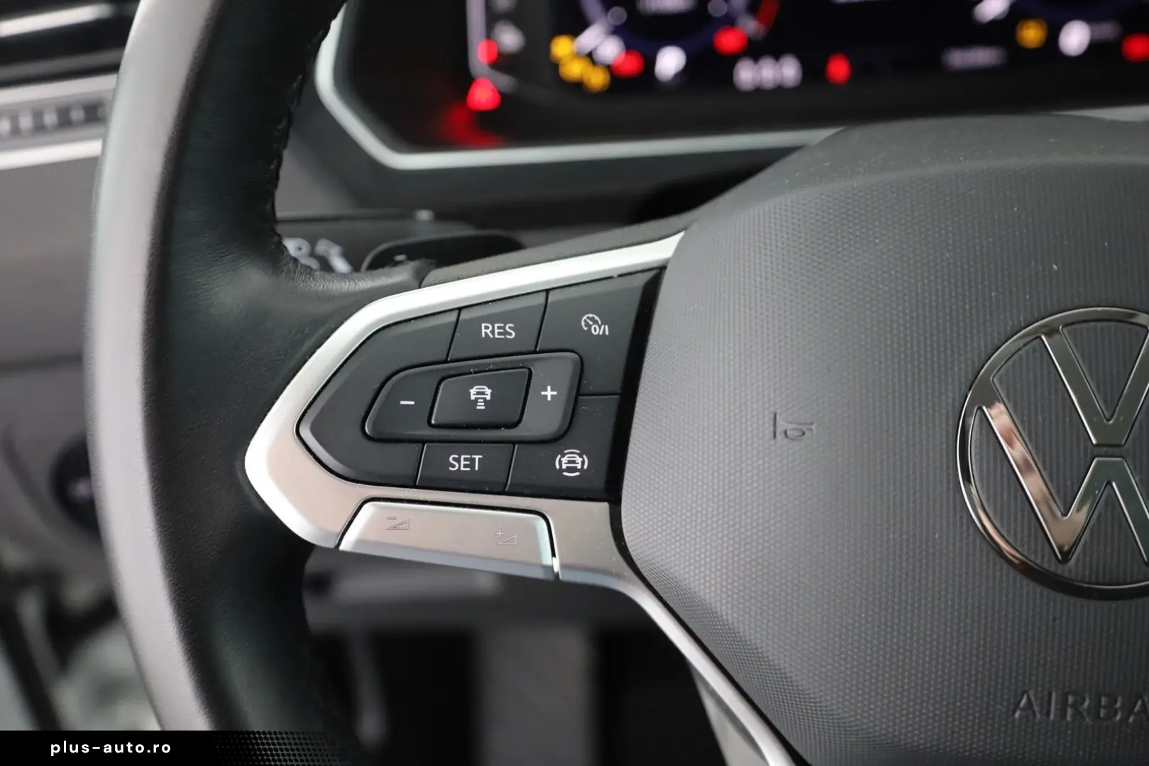 VW Tiguan 1.4 TSI eHybrid Life LED Navi Kamera AHK