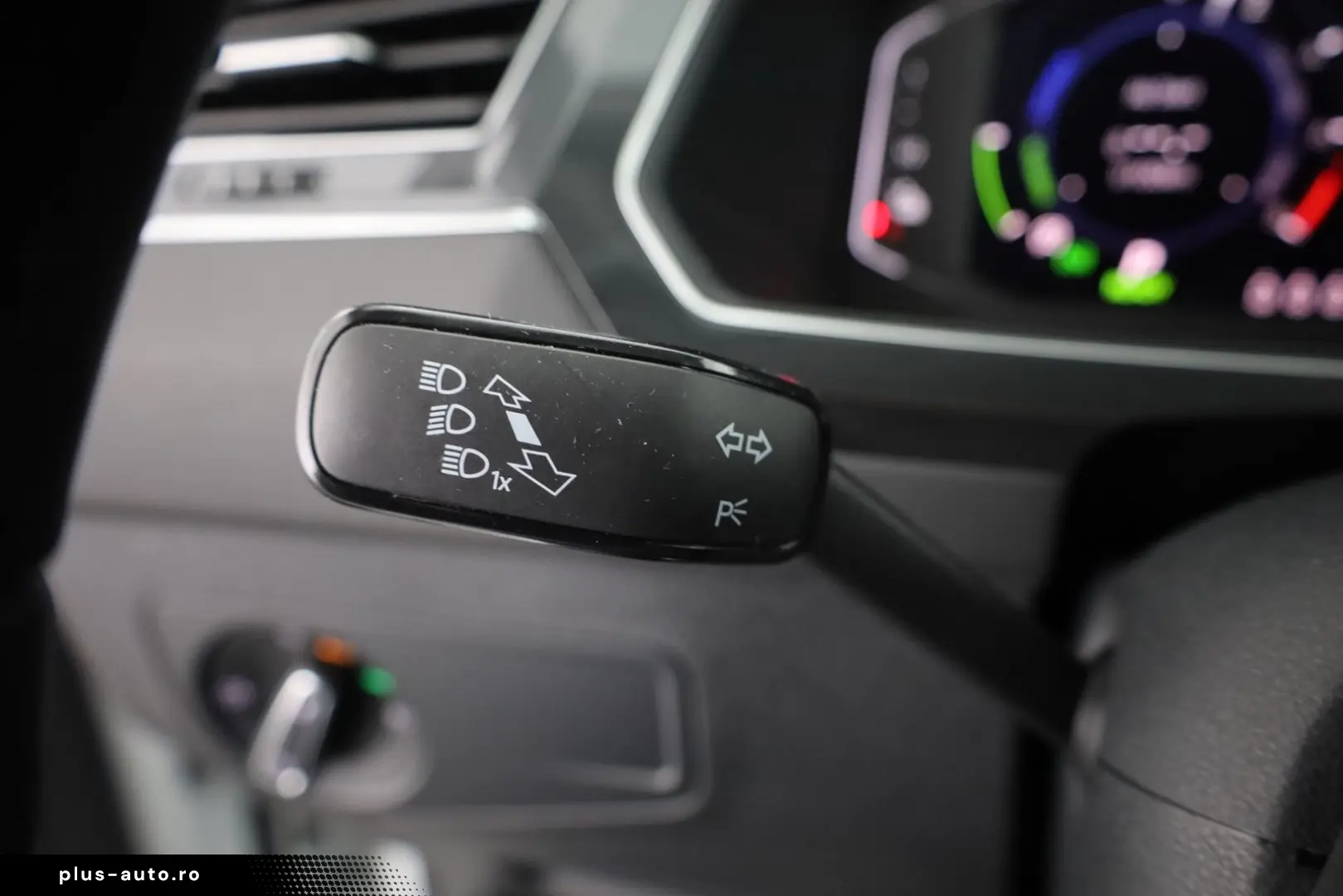 VW Tiguan 1.4 TSI eHybrid Life LED Navi Kamera AHK