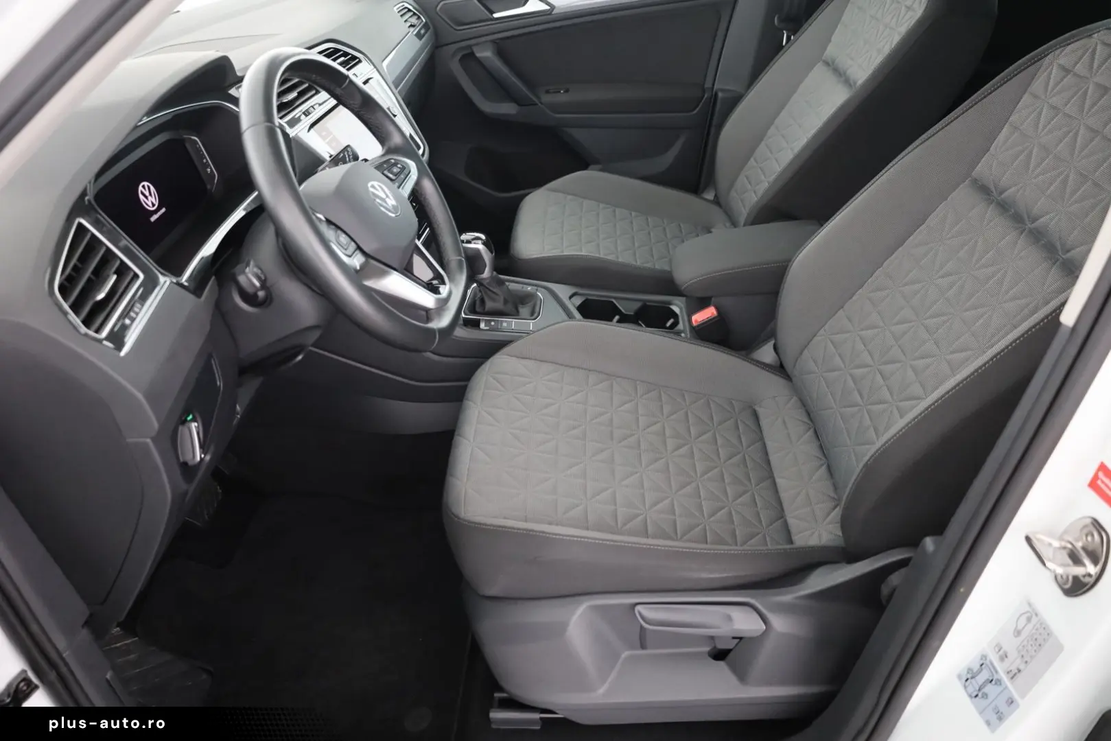 VW Tiguan 1.4 TSI eHybrid Life LED Navi Kamera AHK