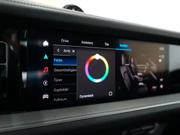 PORSCHE Cayenne Coupe E-Hybrid Kreide MY25 SpAbgas 22z