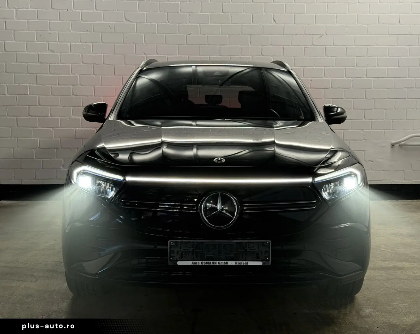 MERCEDES-BENZ EQA 350 4Matic AMG Line   Night Paket   360 K