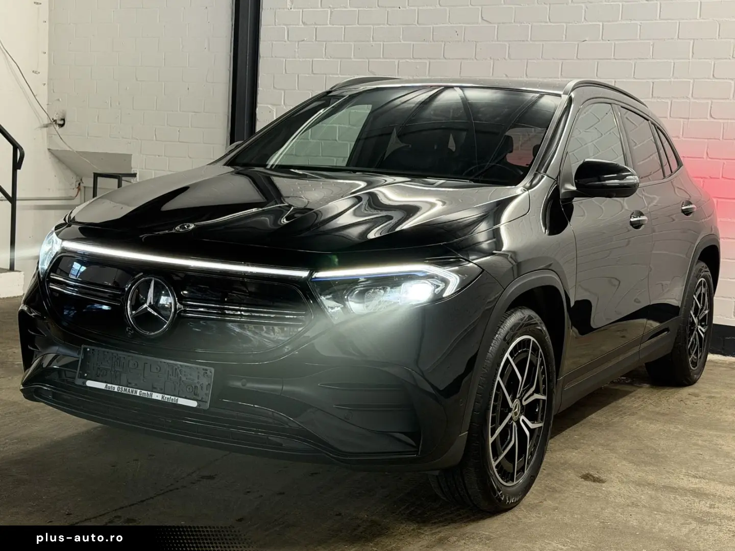 MERCEDES-BENZ EQA 350 4Matic AMG Line   Night Paket   360 K