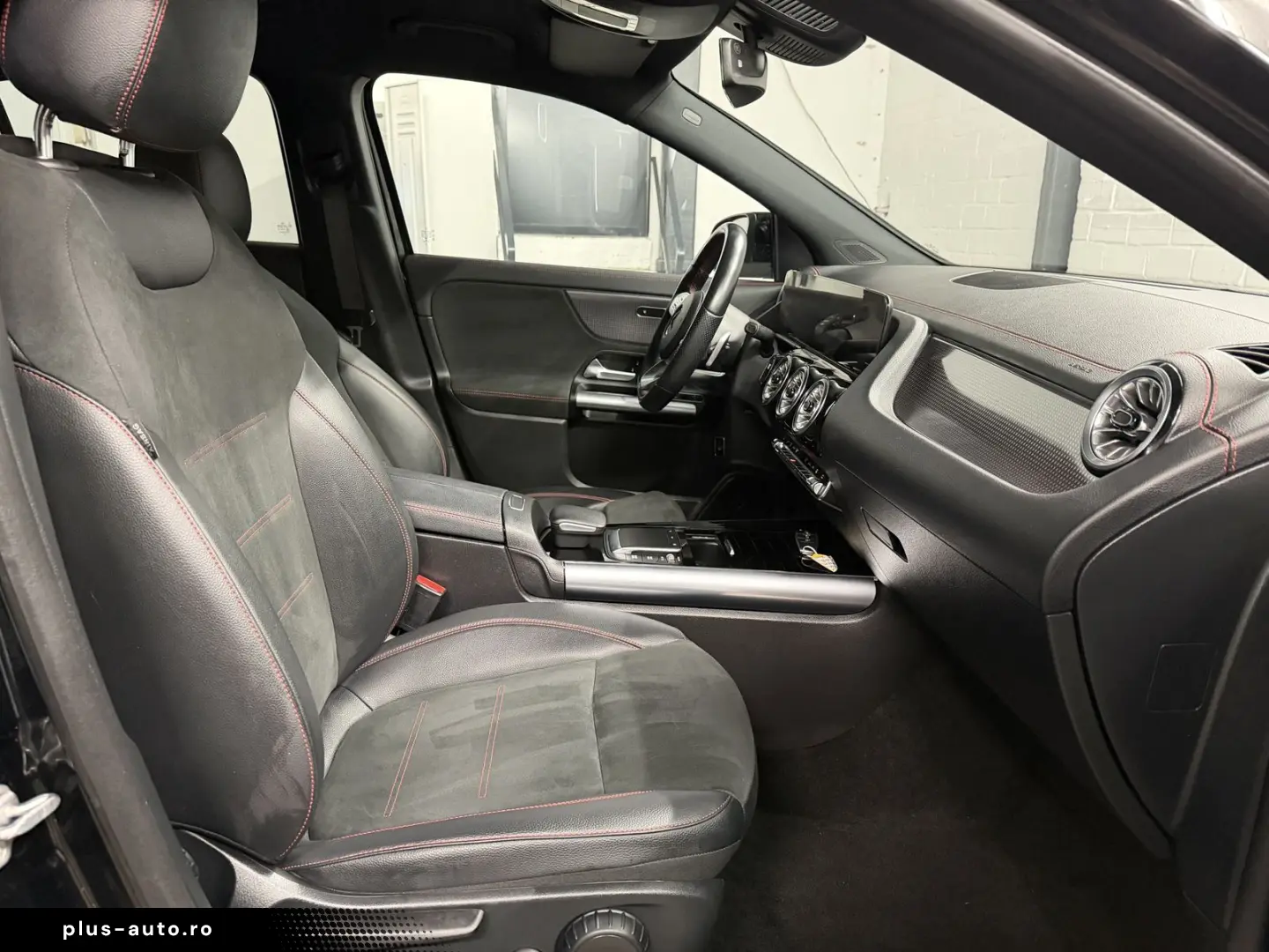 MERCEDES-BENZ EQA 350 4Matic AMG Line   Night Paket   360 K