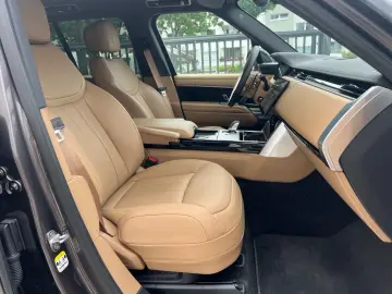 LAND ROVER Range Rover HSE