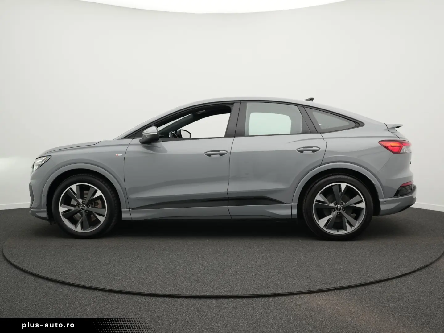 AUDI Q4 Sportback e-tron 50 qu. S line