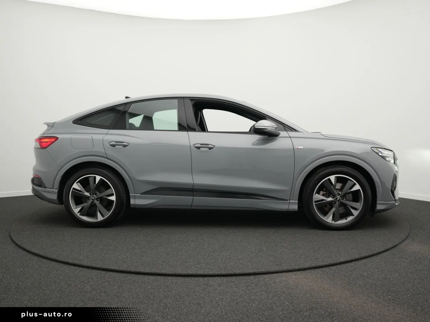AUDI Q4 Sportback e-tron 50 qu. S line