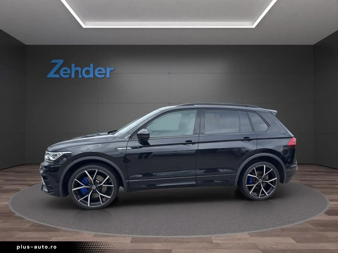 VW Tiguan R 2.0 TSI OPF 4MOT Akrapovic AHK Leder Hu
