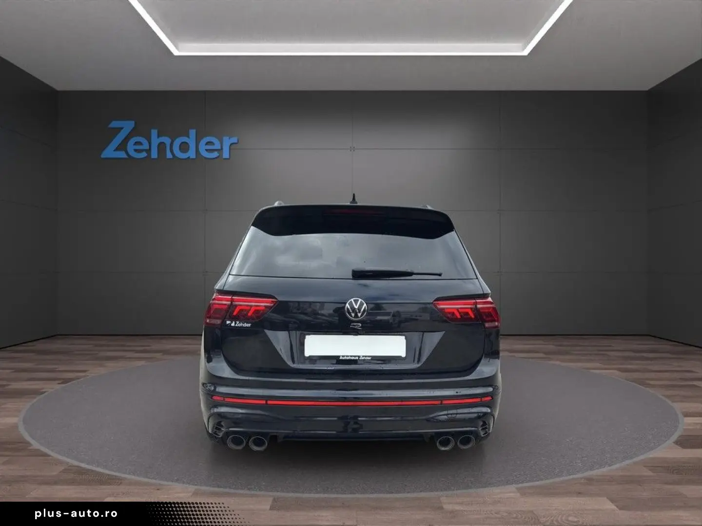 VW Tiguan R 2.0 TSI OPF 4MOT Akrapovic AHK Leder Hu