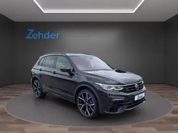VW Tiguan R 2.0 TSI OPF 4MOT Akrapovic AHK Leder Hu