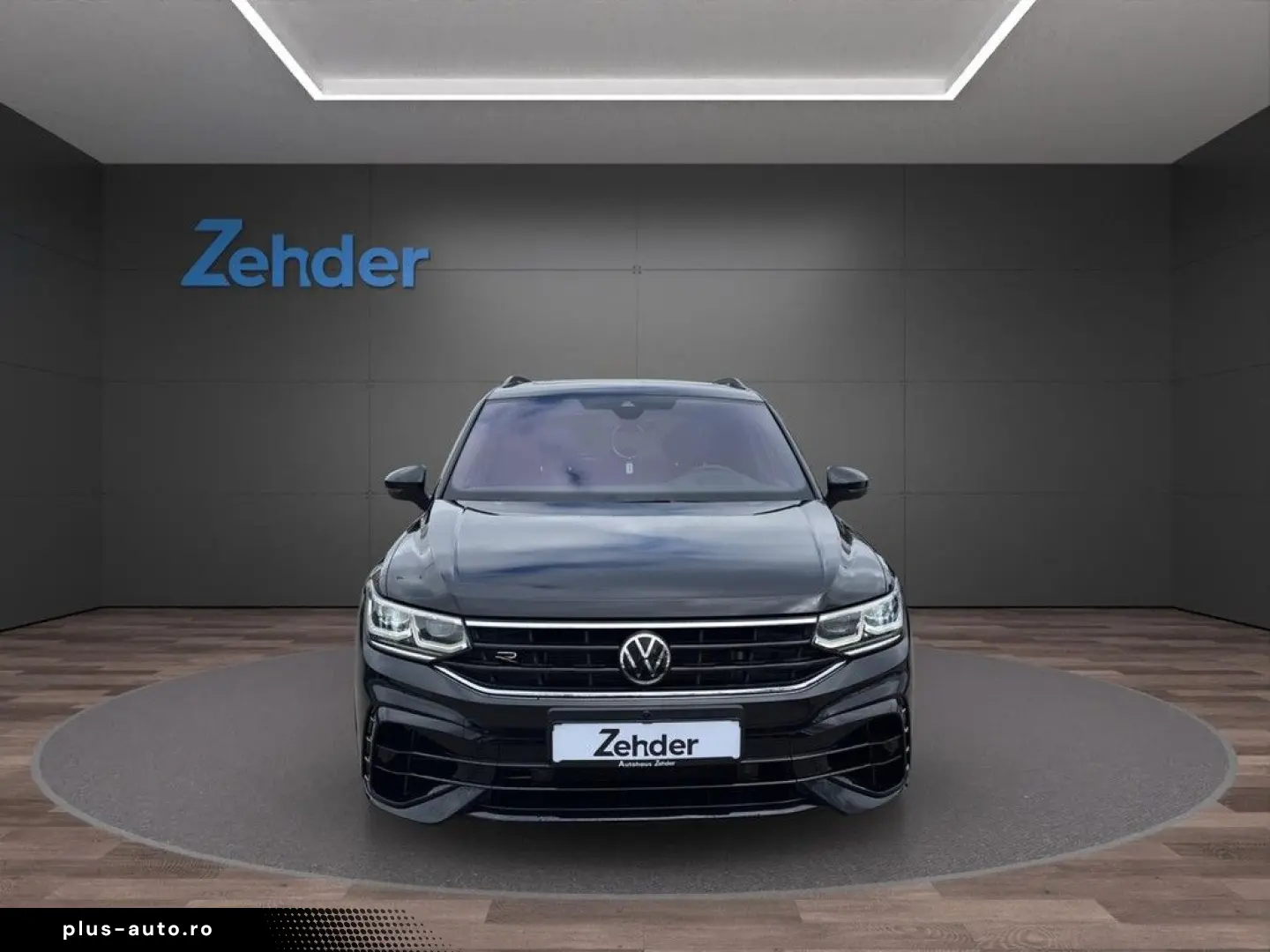 VW Tiguan R 2.0 TSI OPF 4MOT Akrapovic AHK Leder Hu