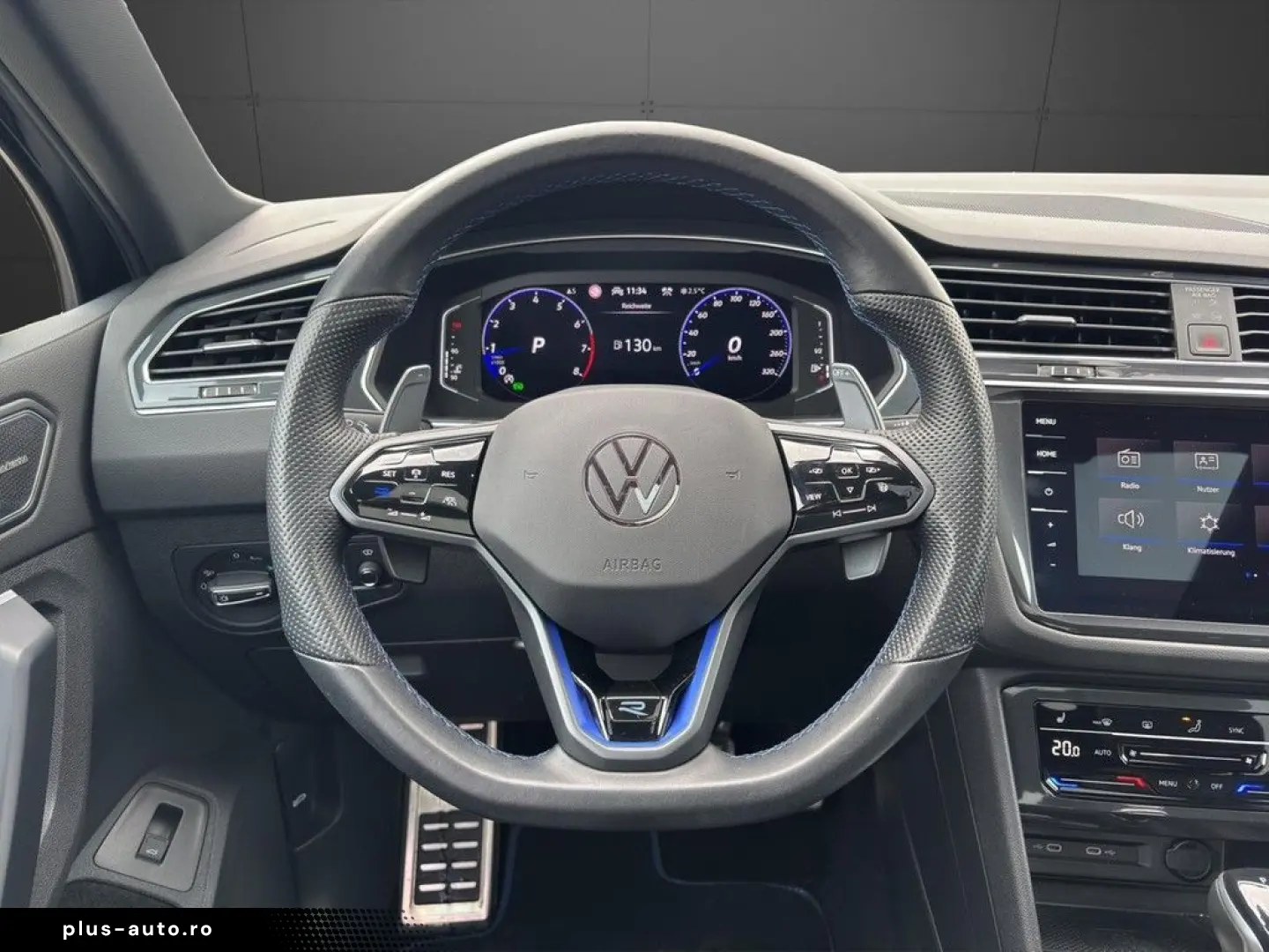 VW Tiguan R 2.0 TSI OPF 4MOT Akrapovic AHK Leder Hu