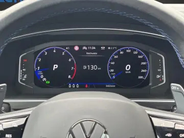 VW Tiguan R 2.0 TSI OPF 4MOT Akrapovic AHK Leder Hu
