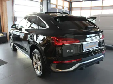 AUDI Q5 Sportback 40 TDI quattro S tro S line sport