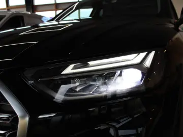 AUDI Q5 Sportback 40 TDI quattro S tro S line sport