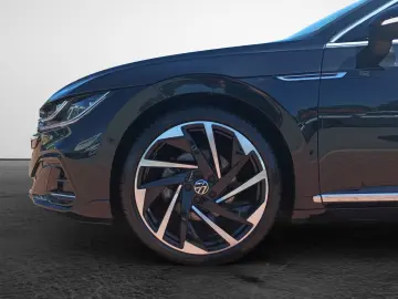 VW Arteon Shooting Brake 2.0 TSI DSG R-Line  HeadUp
