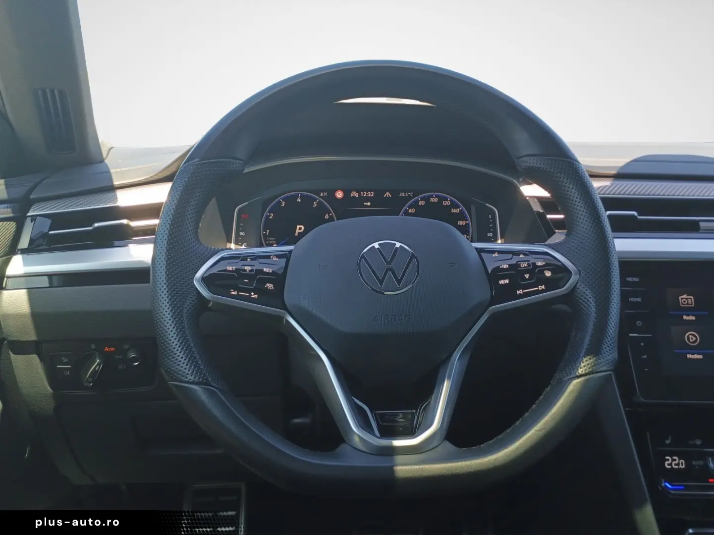 VW Arteon Shooting Brake 2.0 TSI DSG R-Line  HeadUp