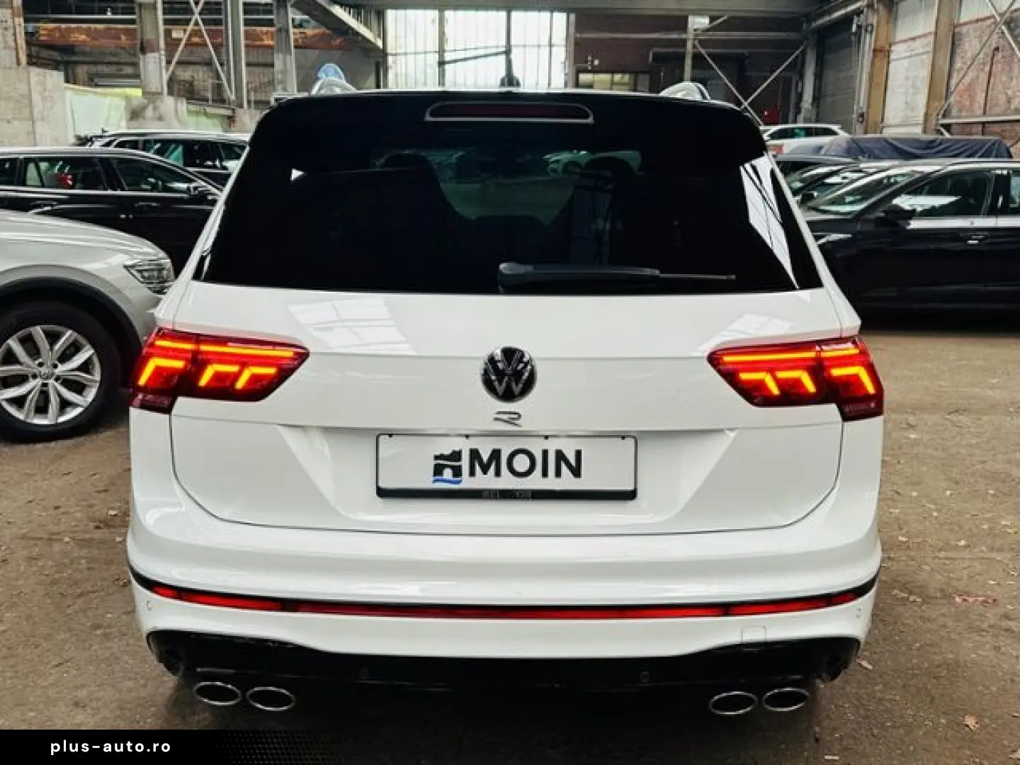VW Tiguan R TSI DSG 4Motion AHK IQ.LIGHT ACC NAVI P