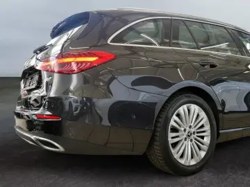 MERCEDES-BENZ C 300 d T AVANTGARDE KAMERA SPUR PDC SHZ