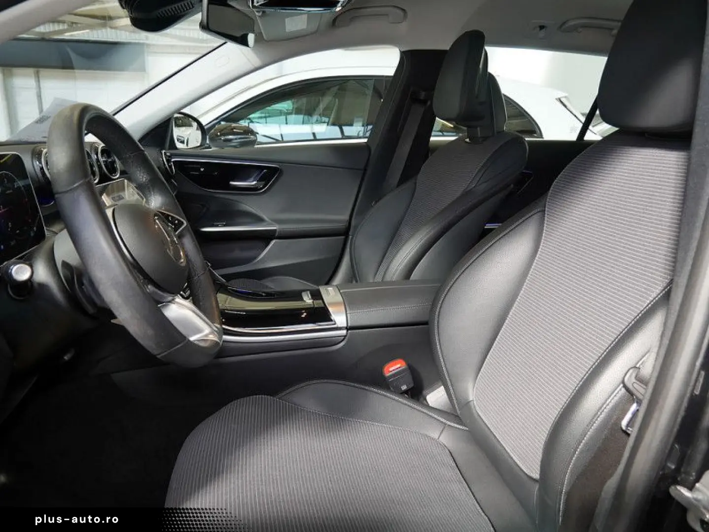 MERCEDES-BENZ C 300 d T AVANTGARDE KAMERA SPUR PDC SHZ