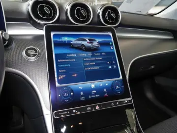 MERCEDES-BENZ C 300 d T AVANTGARDE KAMERA SPUR PDC SHZ