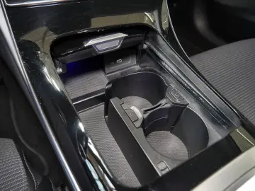 MERCEDES-BENZ C 300 d T AVANTGARDE KAMERA SPUR PDC SHZ