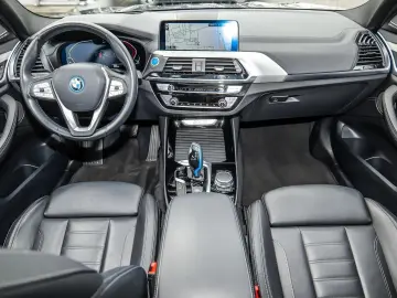 BMW iX3 HUD PANO ACC 360 KAM RFK NAVI Standh. LED