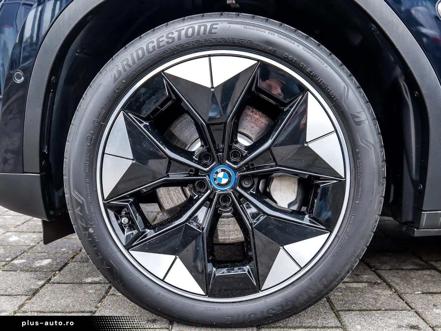 BMW iX3 HUD PANO ACC 360 KAM RFK NAVI Standh. LED