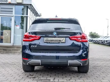 BMW iX3 HUD PANO ACC 360 KAM RFK NAVI Standh. LED
