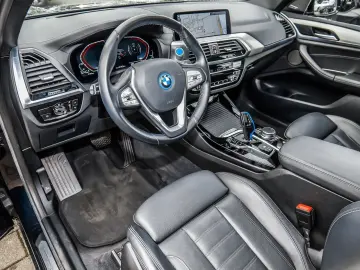BMW iX3 HUD PANO ACC 360 KAM RFK NAVI Standh. LED