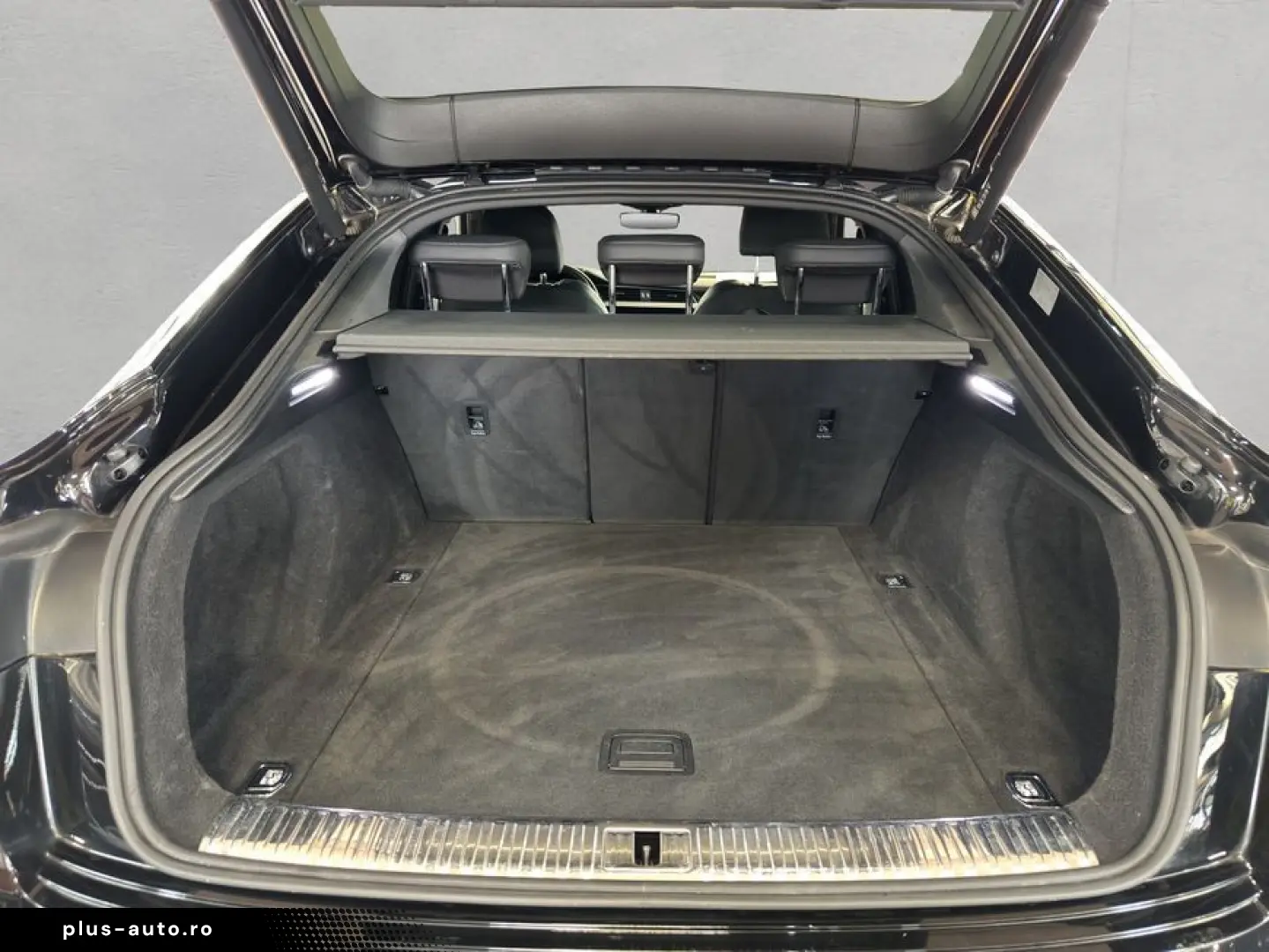 AUDI e-tron Sportback 55 quattro basis