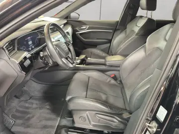 AUDI e-tron Sportback 55 quattro basis