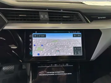 AUDI e-tron Sportback 55 quattro basis