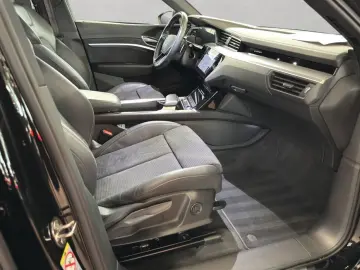 AUDI e-tron Sportback 55 quattro basis