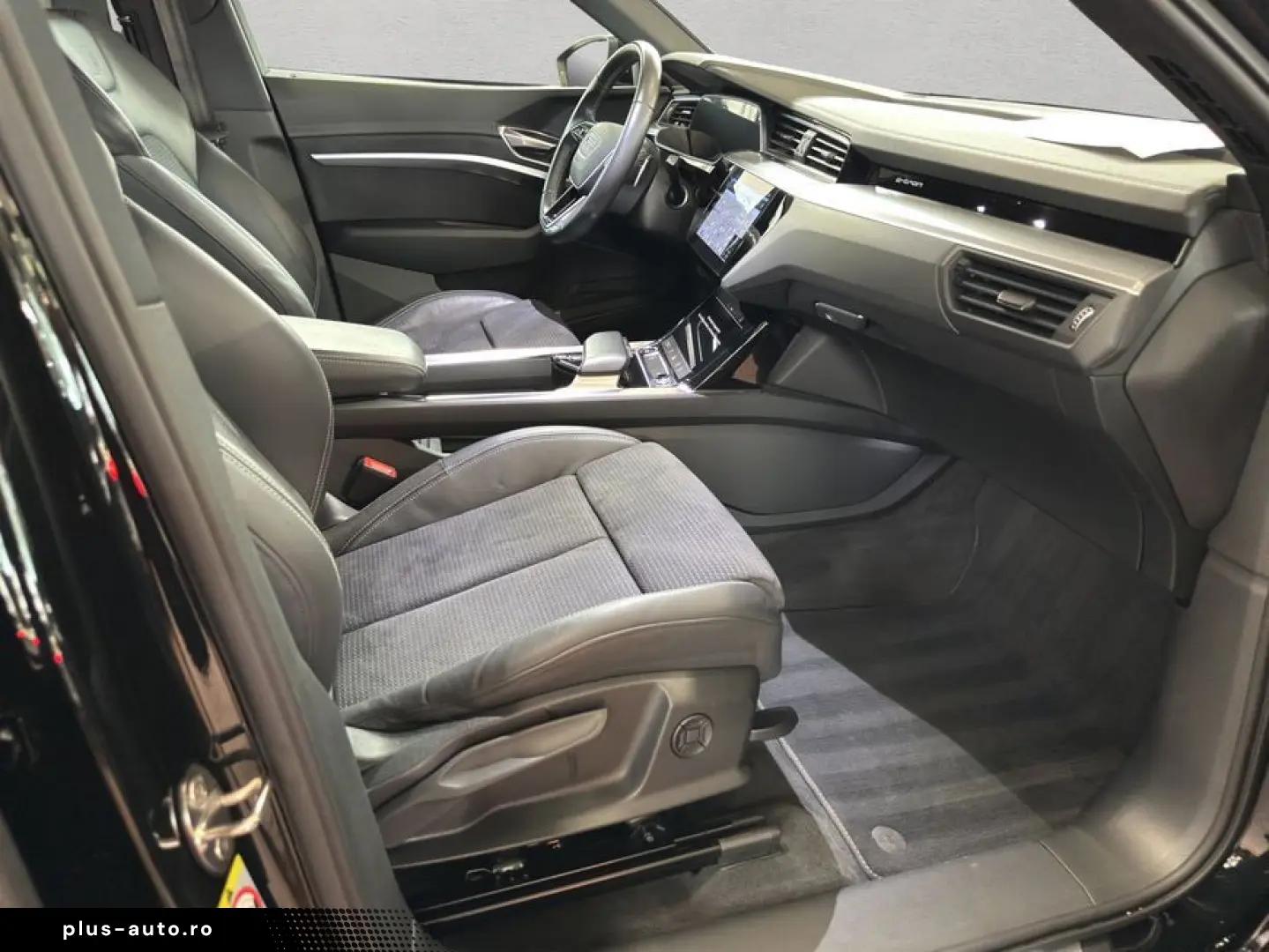 AUDI e-tron Sportback 55 quattro basis