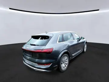 AUDI E-tron S Quattro PANO AHK B&O