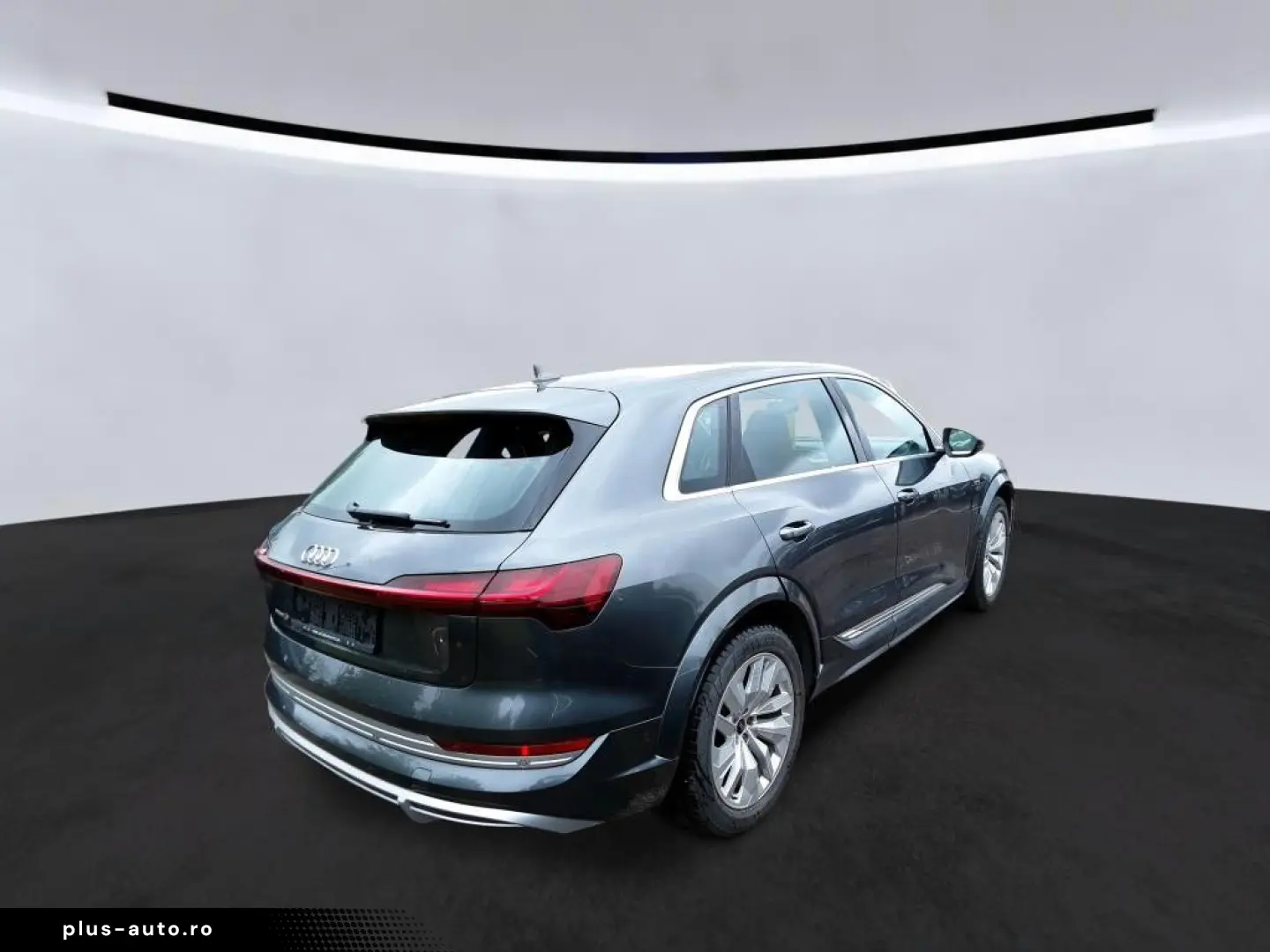 AUDI E-tron S Quattro PANO AHK B&O