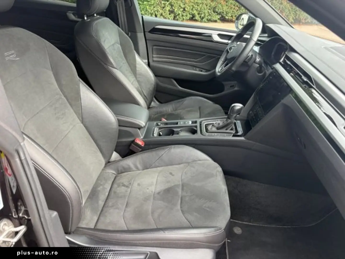 VW Arteon Shootingbrake 2.0 TDI R-Line Navi